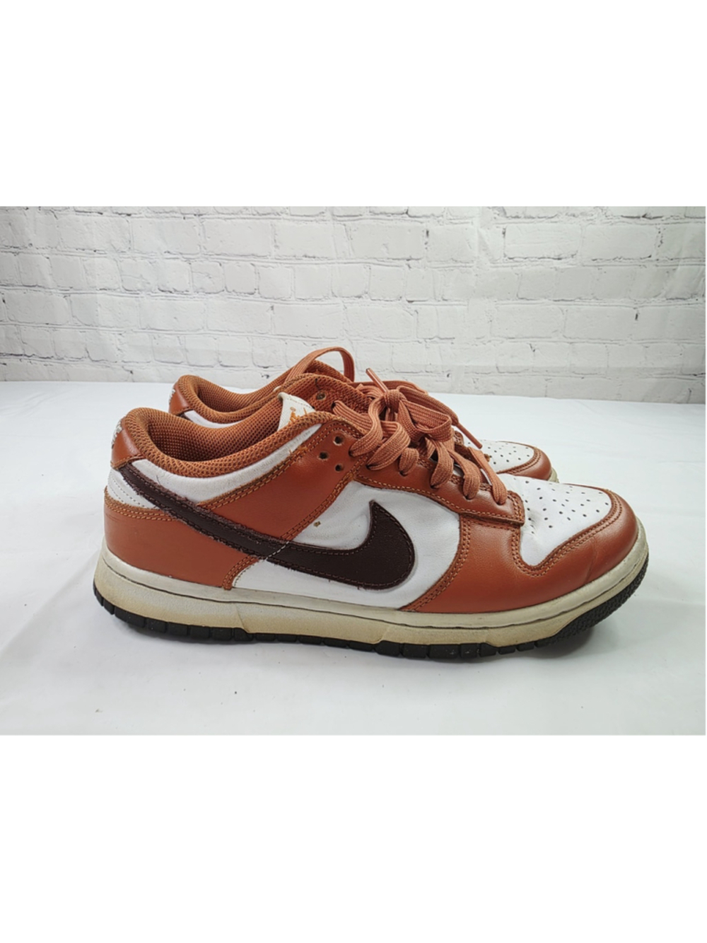 Nike Dunk Low Bronze Eclipse White Orange Sneakers DQ4697-800 Womens Size 8.5